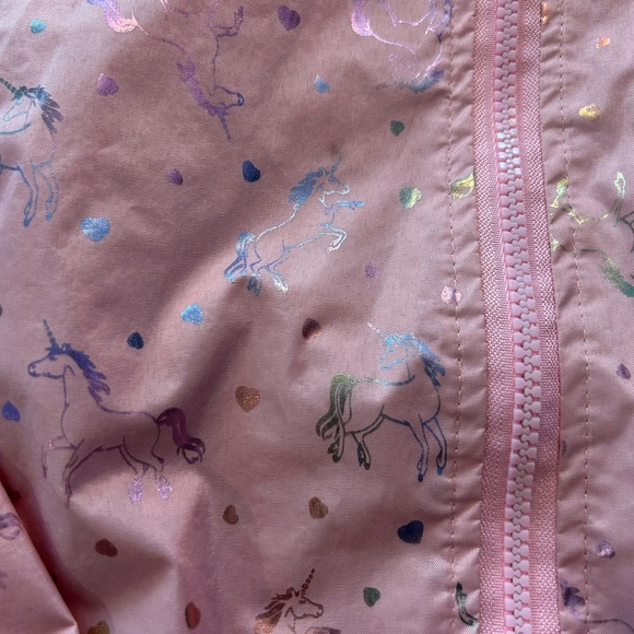 IS Apparel Girls Pink w Unicorns Raincoat with Mesh & Hood

Size S (7/8) - Picture 4 of 7